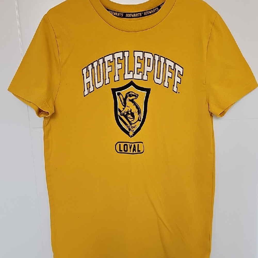 Hogwarts Hufflepuff Loyal Yellow T-Shirt Sz M